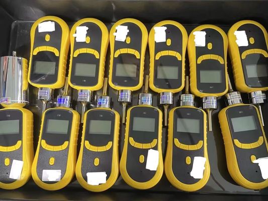 Portable Helium Gas Detector with 0-100%VOL Range, Electrochemical Sensor, and IP66 Protection for Pipeline Leak Detection
